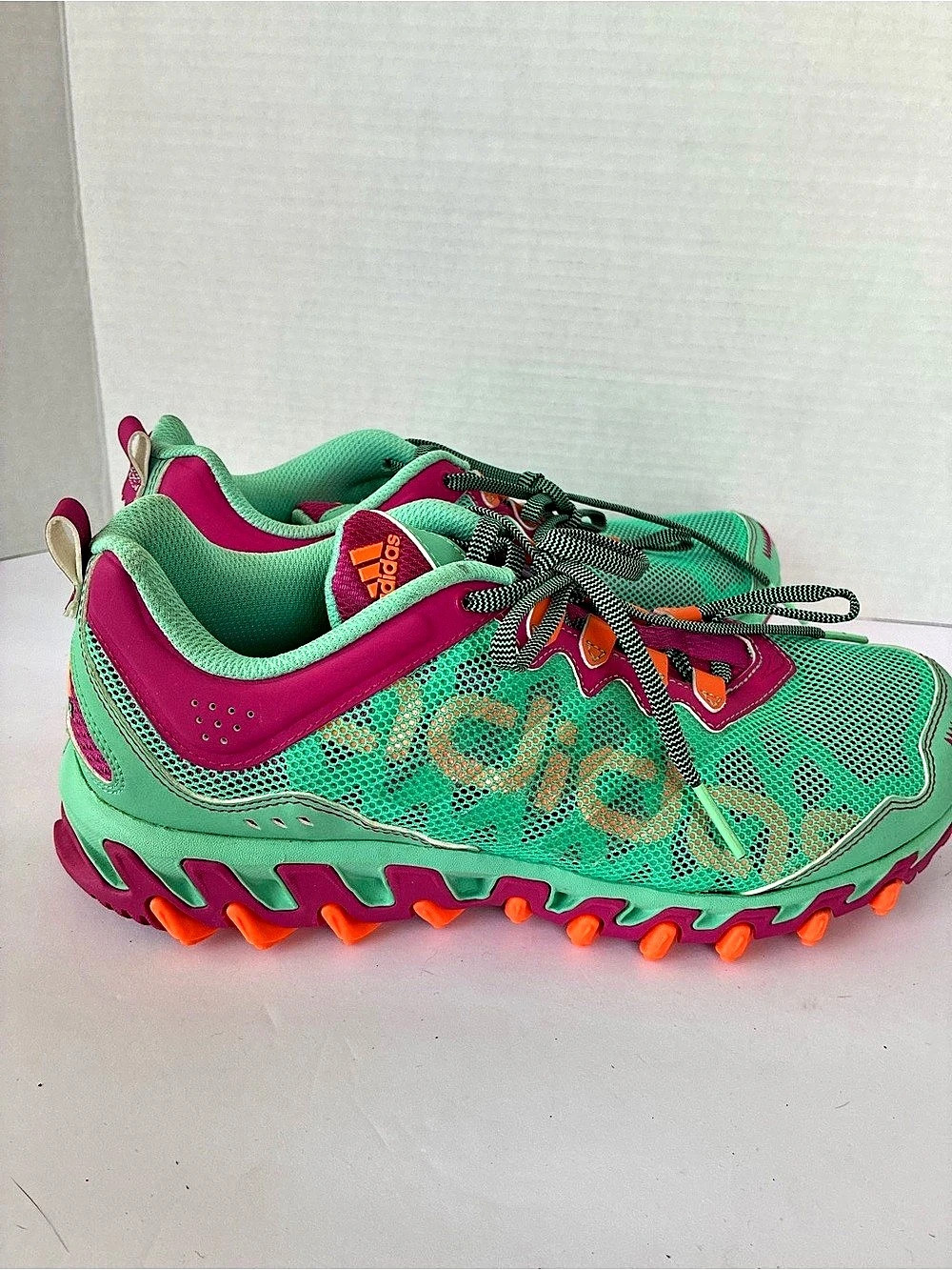 Adidas Vigor 4 TR Women’s Trail Running Shoes Mint Pink Orange Size 10